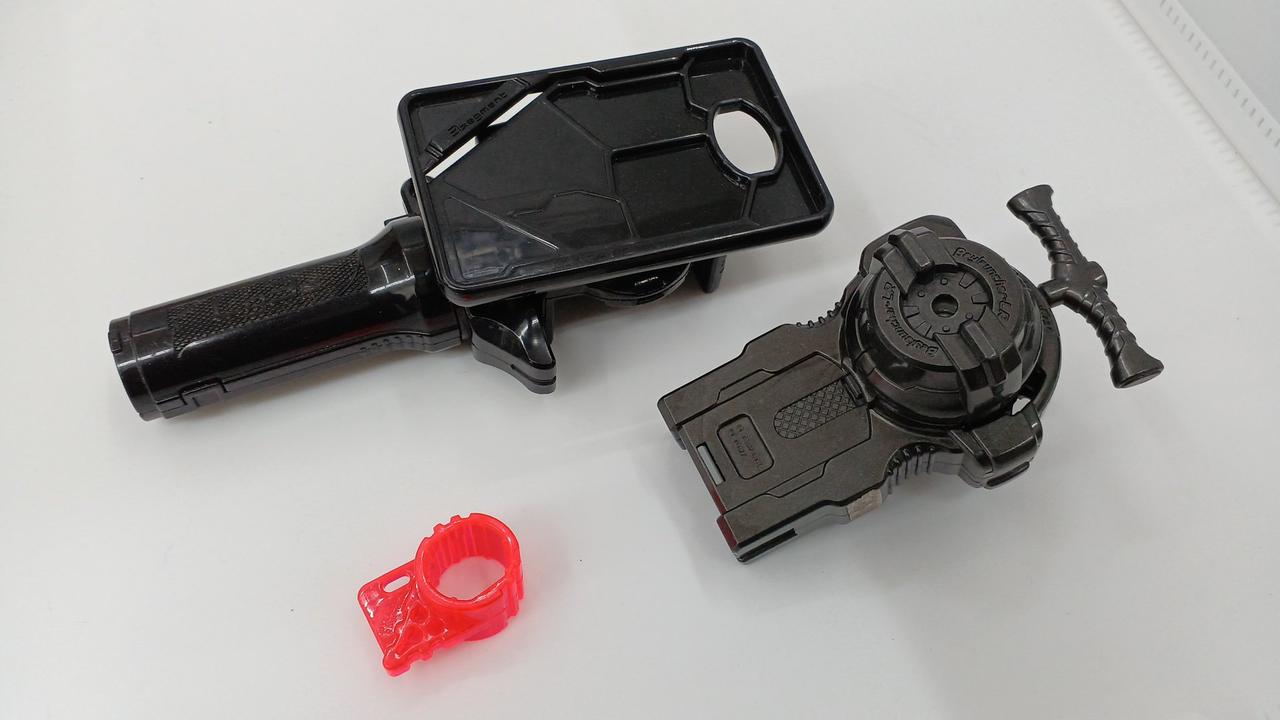 ツールは代理品を封入