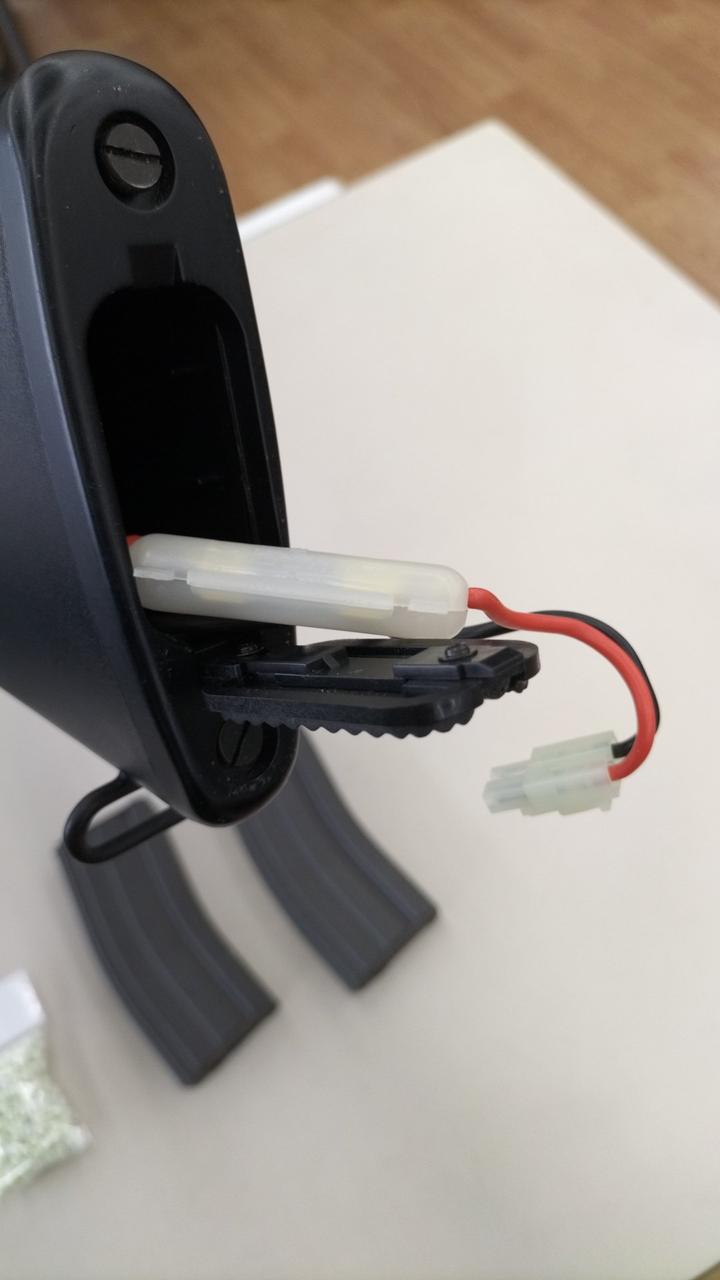 タミヤコネクター大
15Aヒューズ