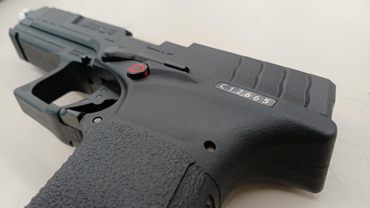 目立つ傷汚れは見受けられません。