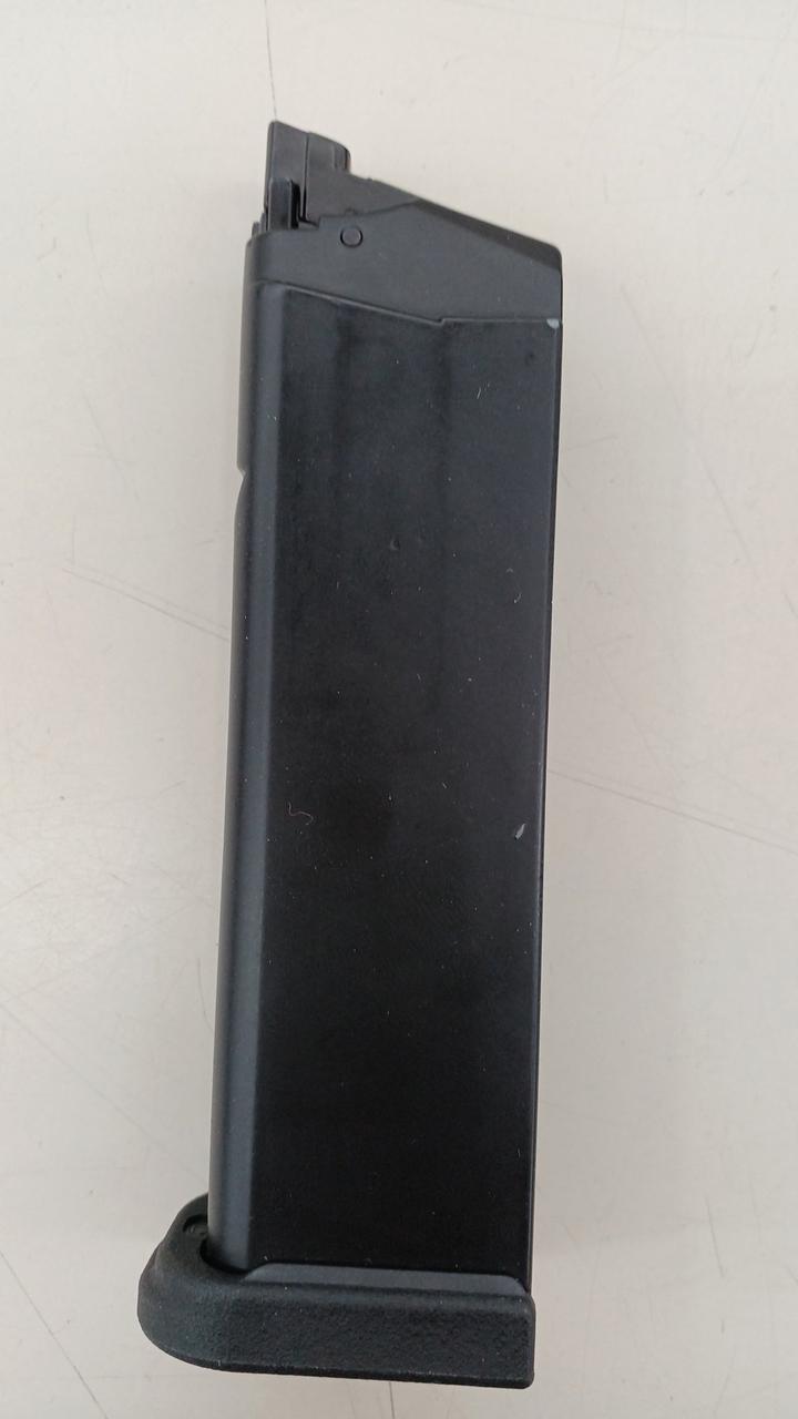 マガジン
使用に伴う傷汚れ、塗装剥げあり