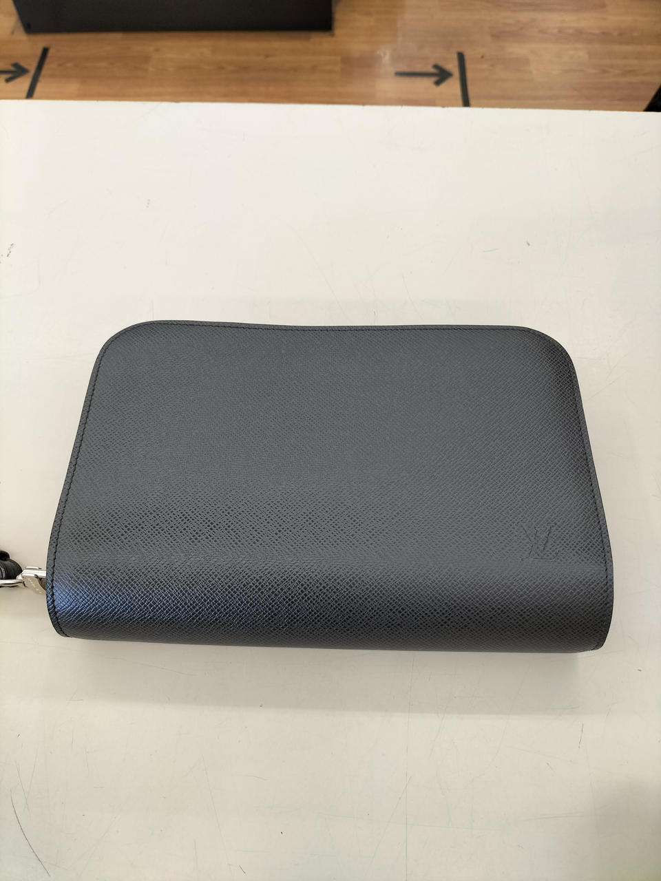 LOUIS VUITTON 型番：M30182 バイカル