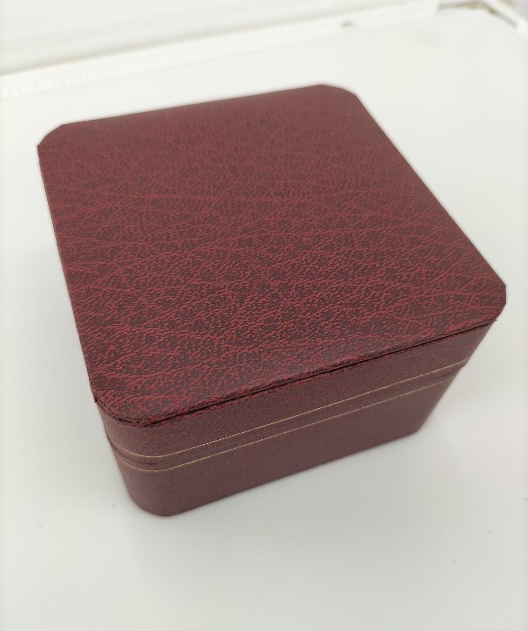 社外品ですが、お箱お付け致します。