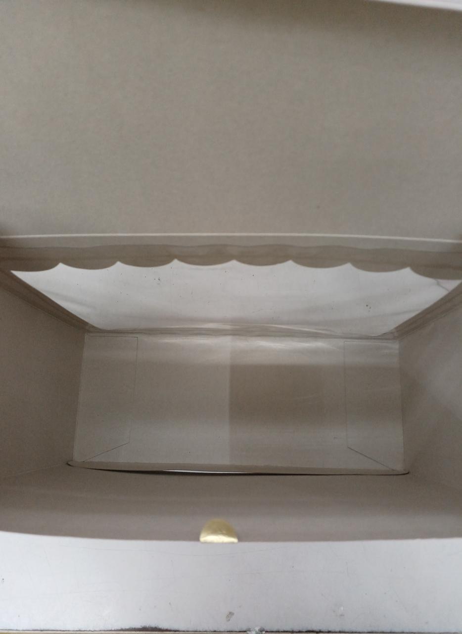 箱の内側です。