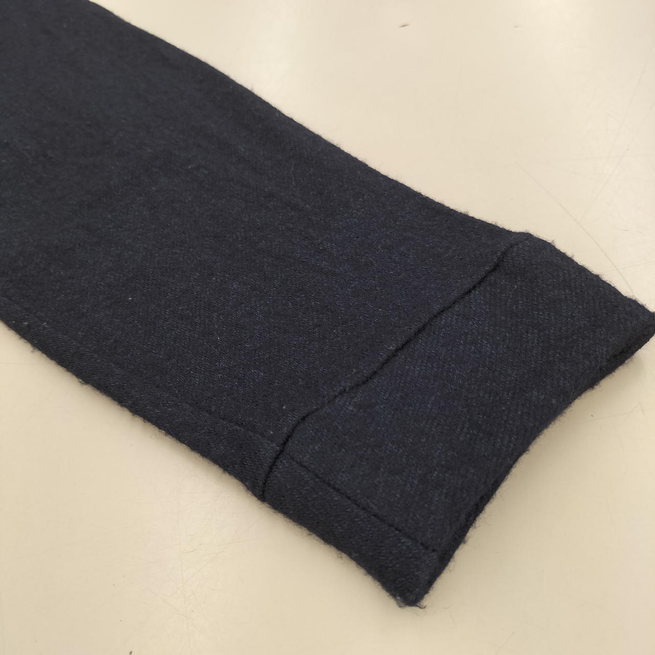 全体的に毛玉有り