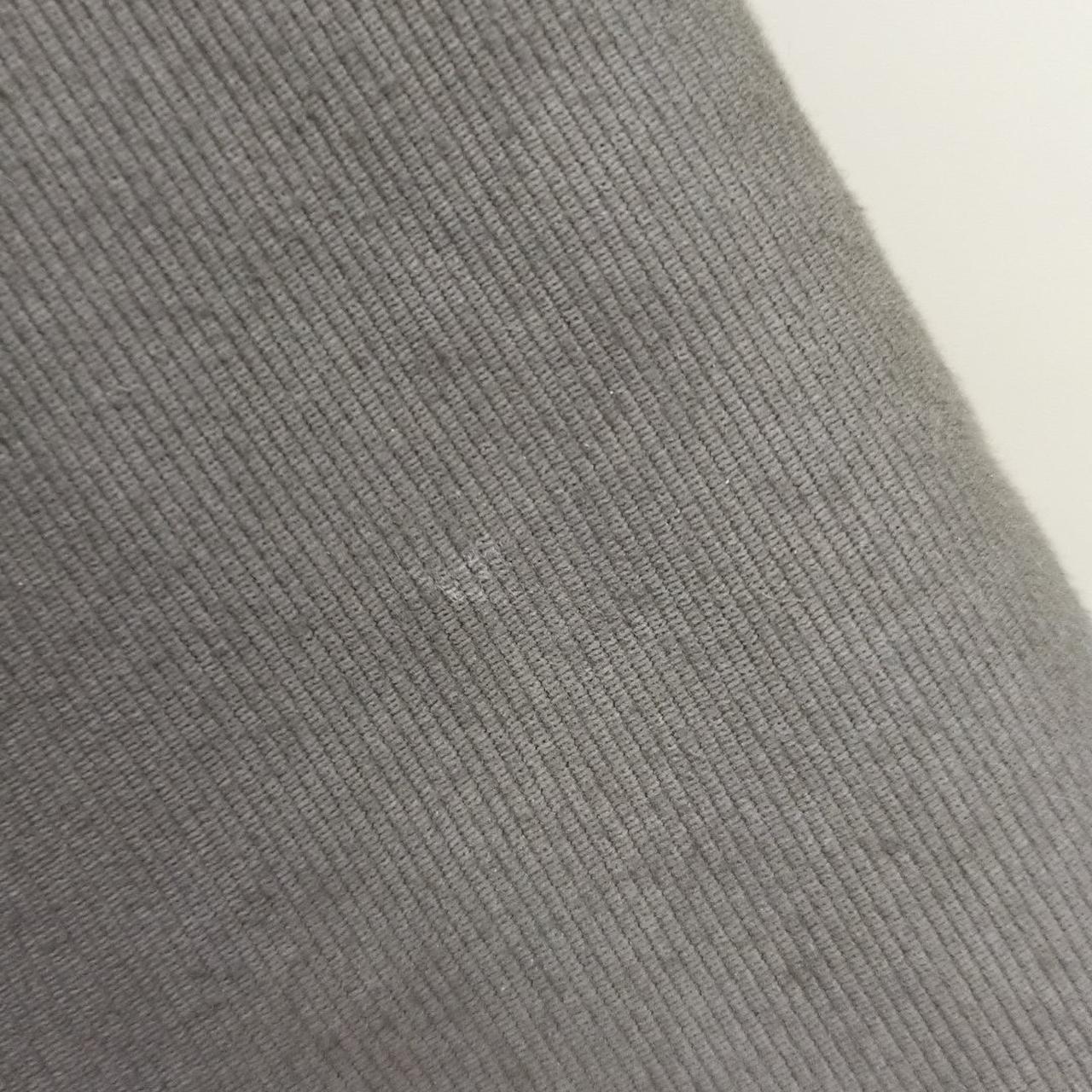 左袖汚れ有り。