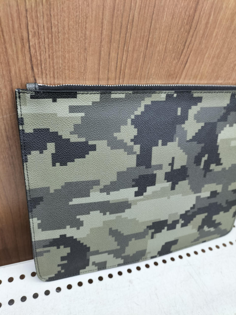 GIVENCHY|ジバンシー クラッチバッグ 迷彩 本体のみ|【ハードオフ公式