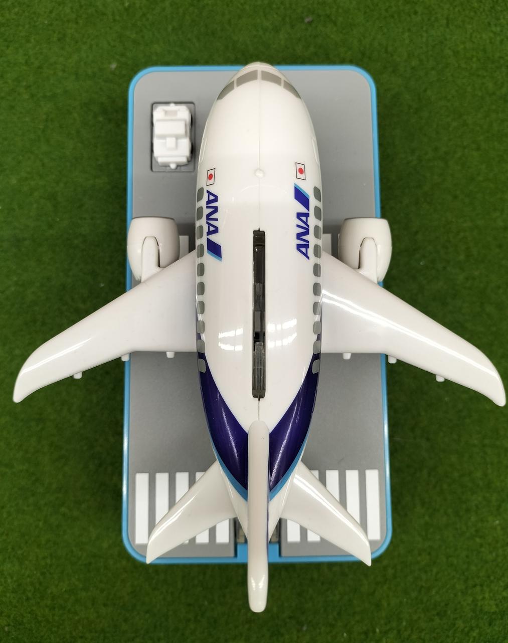 超希少！破格ANA 飛行機貯金箱 超希少！破格ANA 飛行機貯金箱
