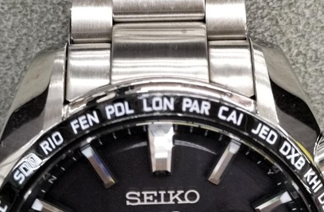 LONの部分キズあり。