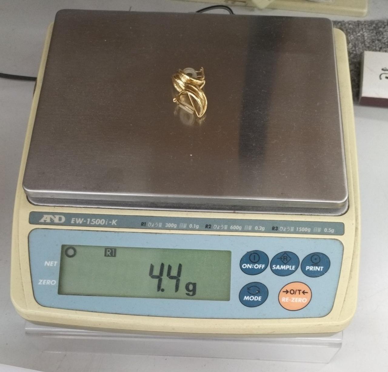 シリコン込