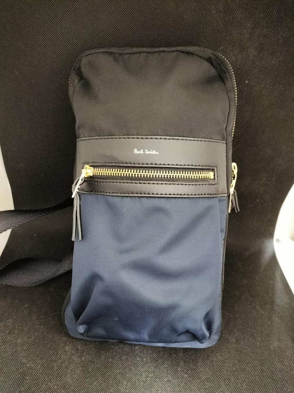 PAUL SMITH  ボディバッグ 9,900円