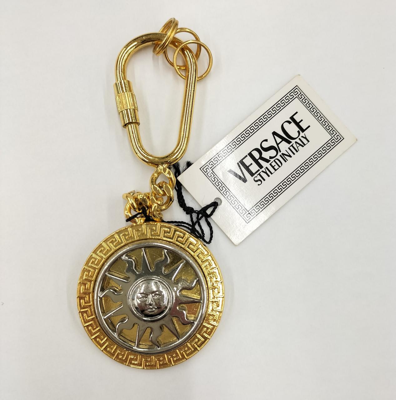 w*i様 Versace キーホルダー w*i様 Versace キーホルダー 2025年最新】VERSACE メンズ