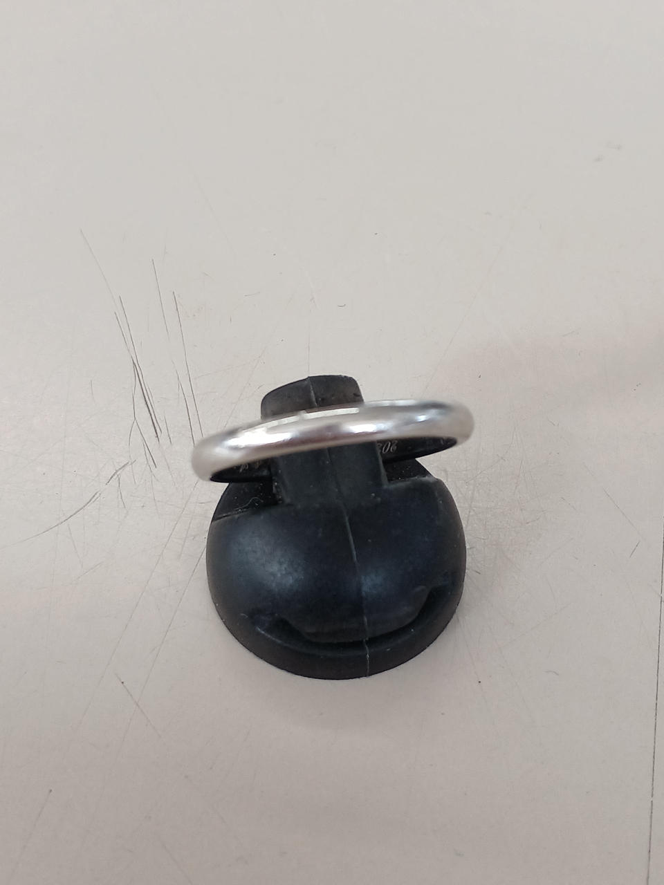 イニシャル刻印あります