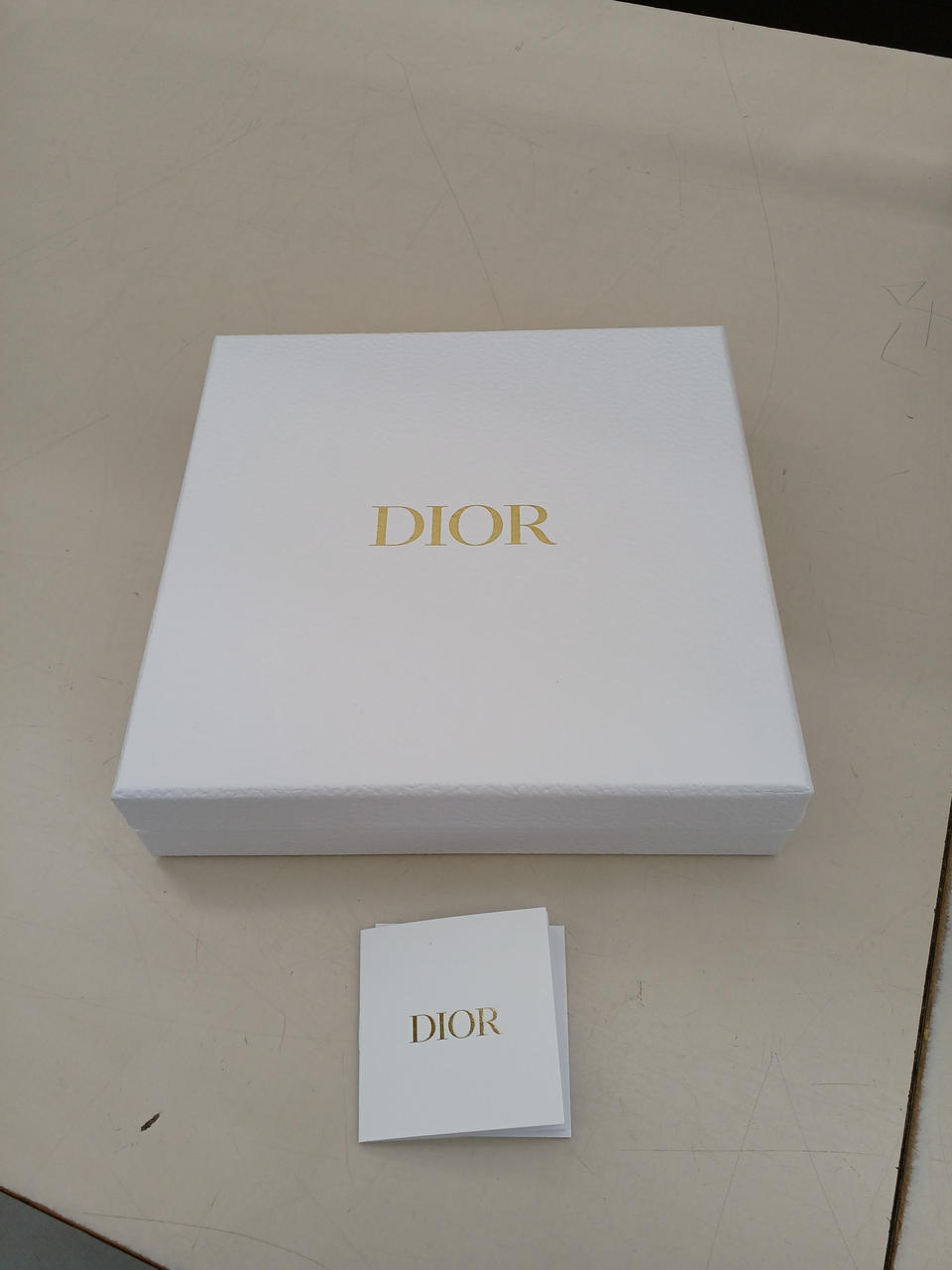 Dior homme ペンダント(箱、保証書なし) CHRISTIAN DIOR|ノベルティ|【ハードオフ公式通販】オフモール