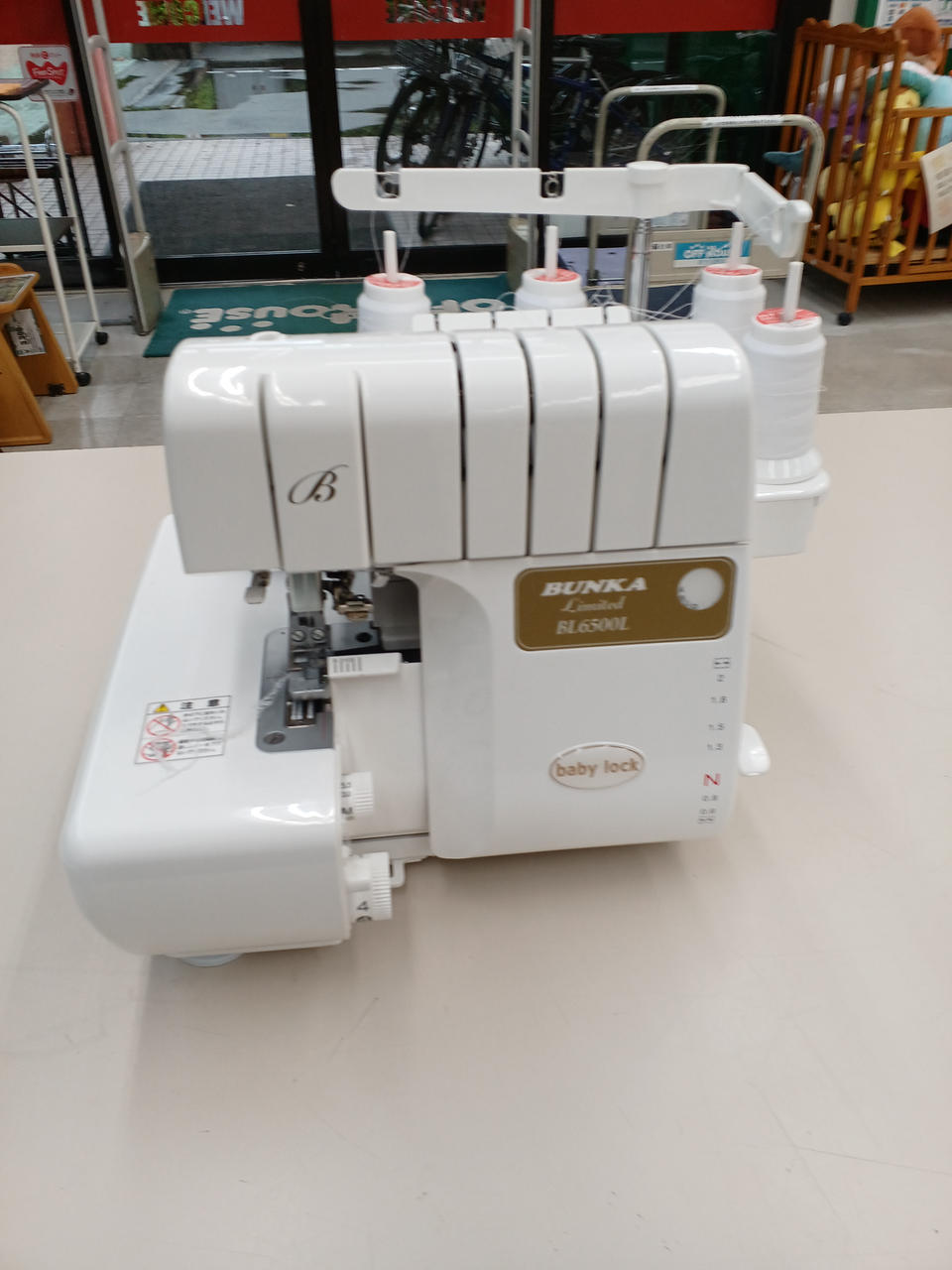 取説欠品。電源入りました。縫うのは未確認