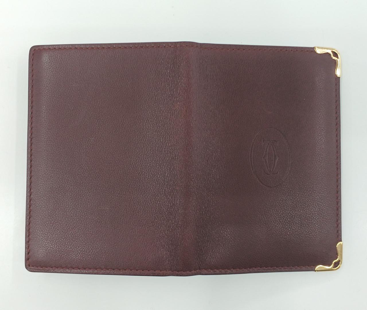 小さなキズはございます。