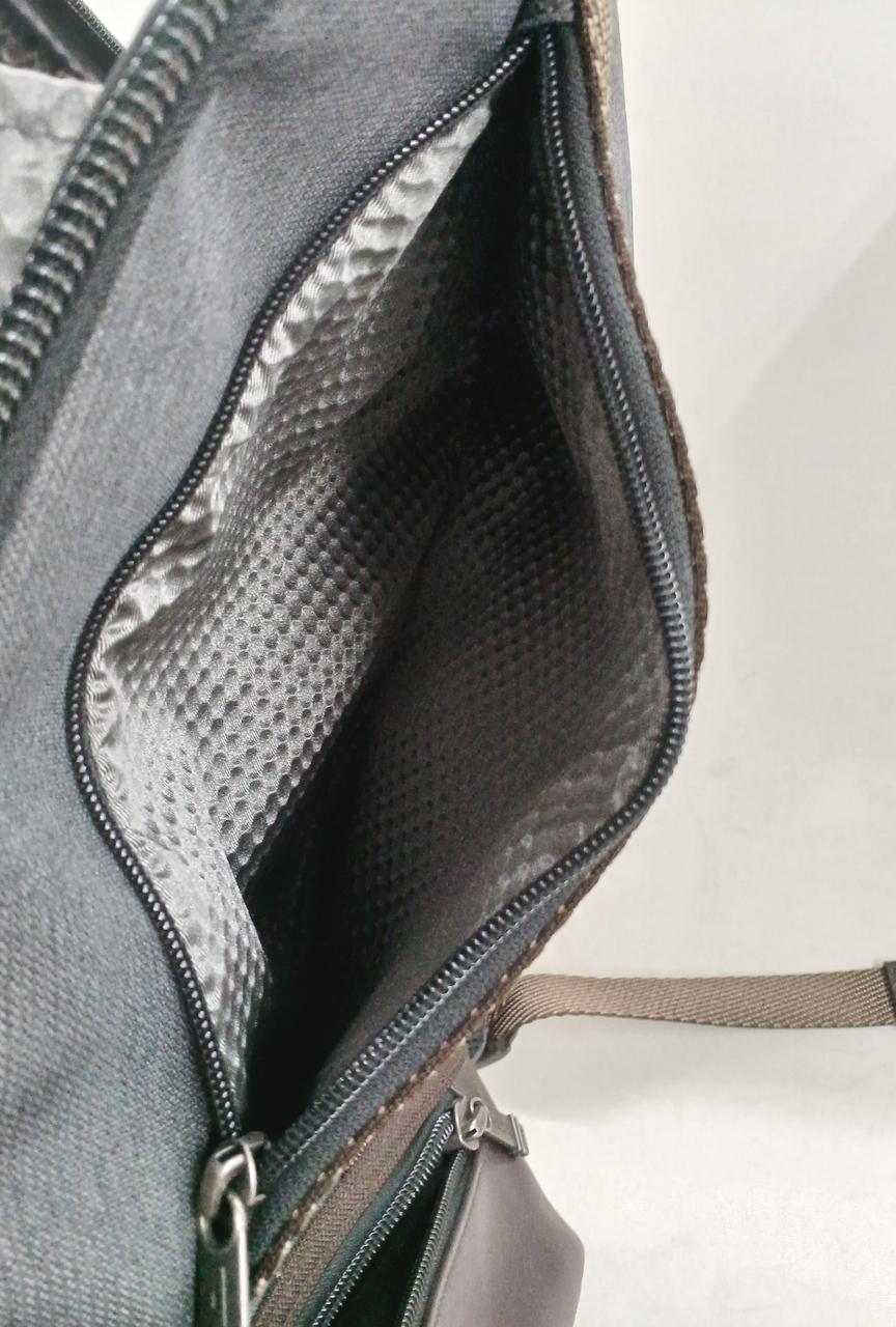 前面サイドポケット