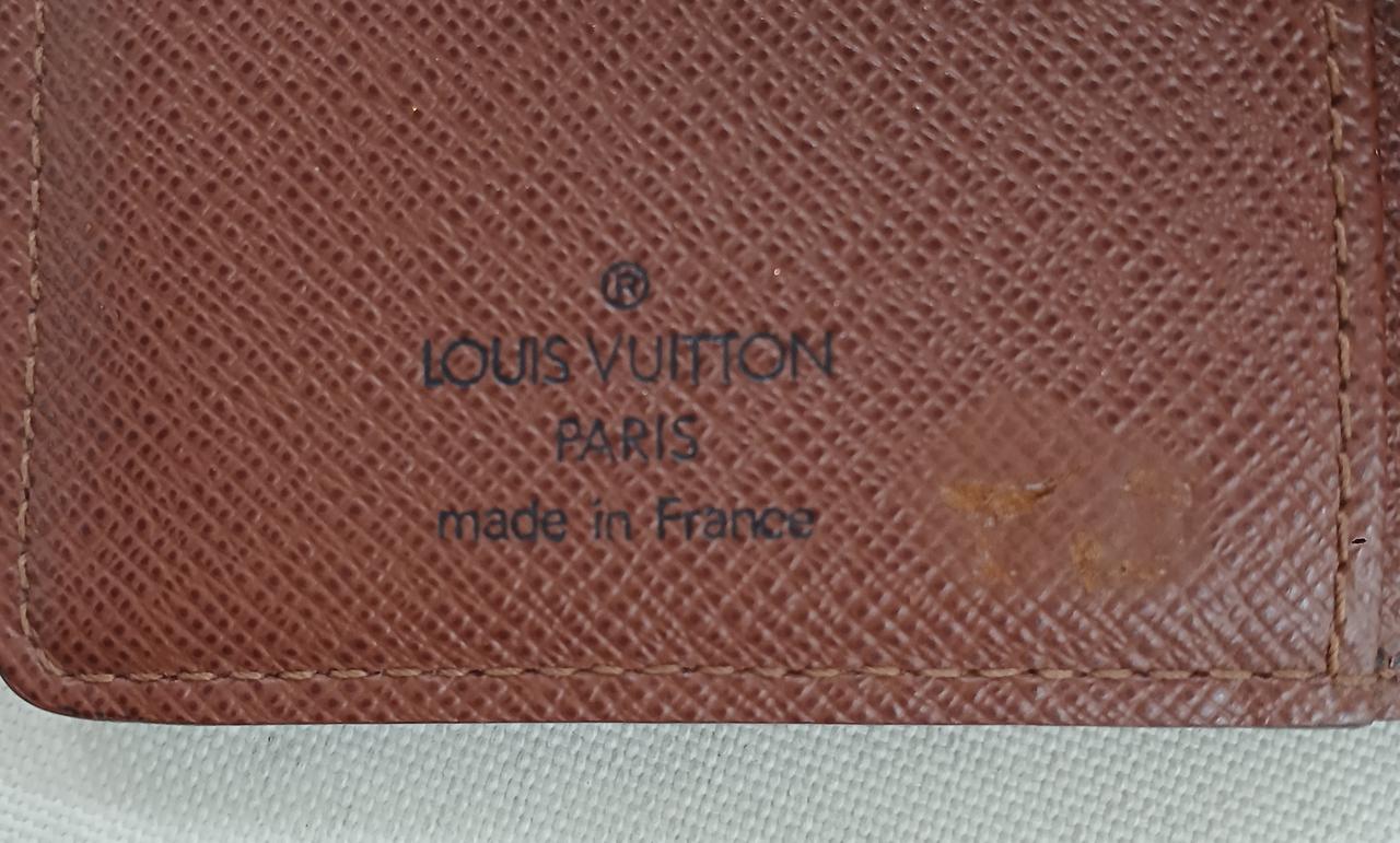 イニシャルあとあります