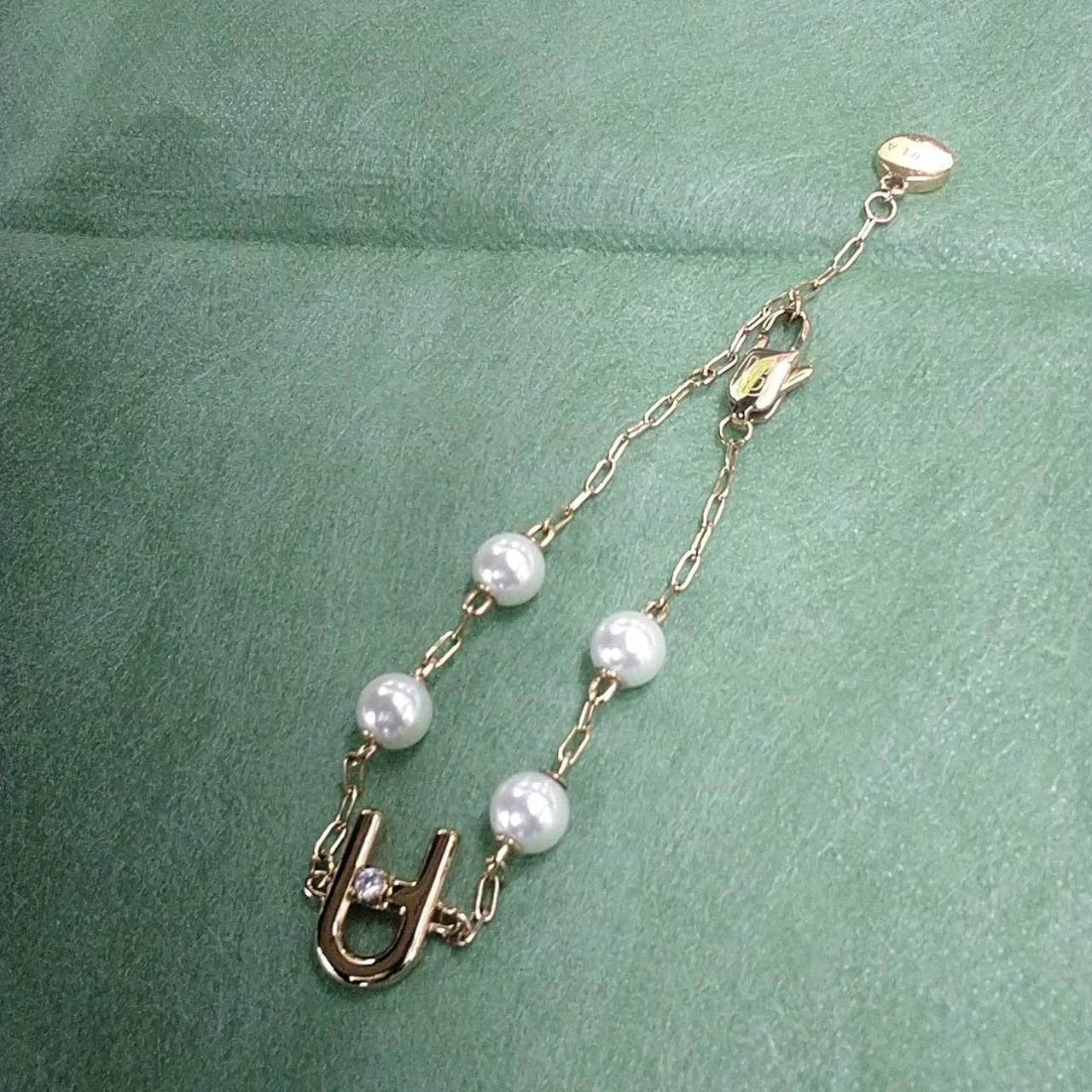 細かいすりキズあり