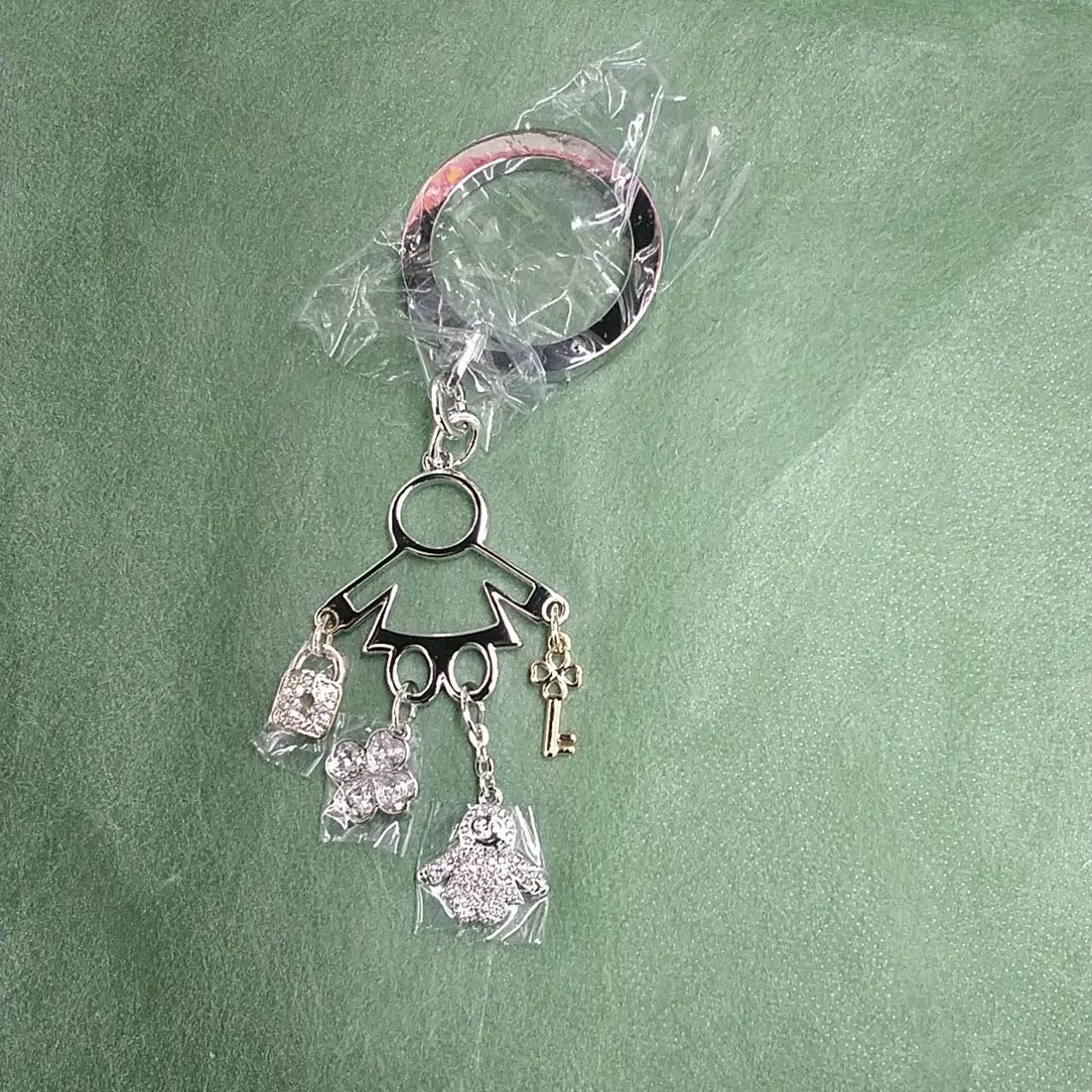 保護フィルム付いたままです。