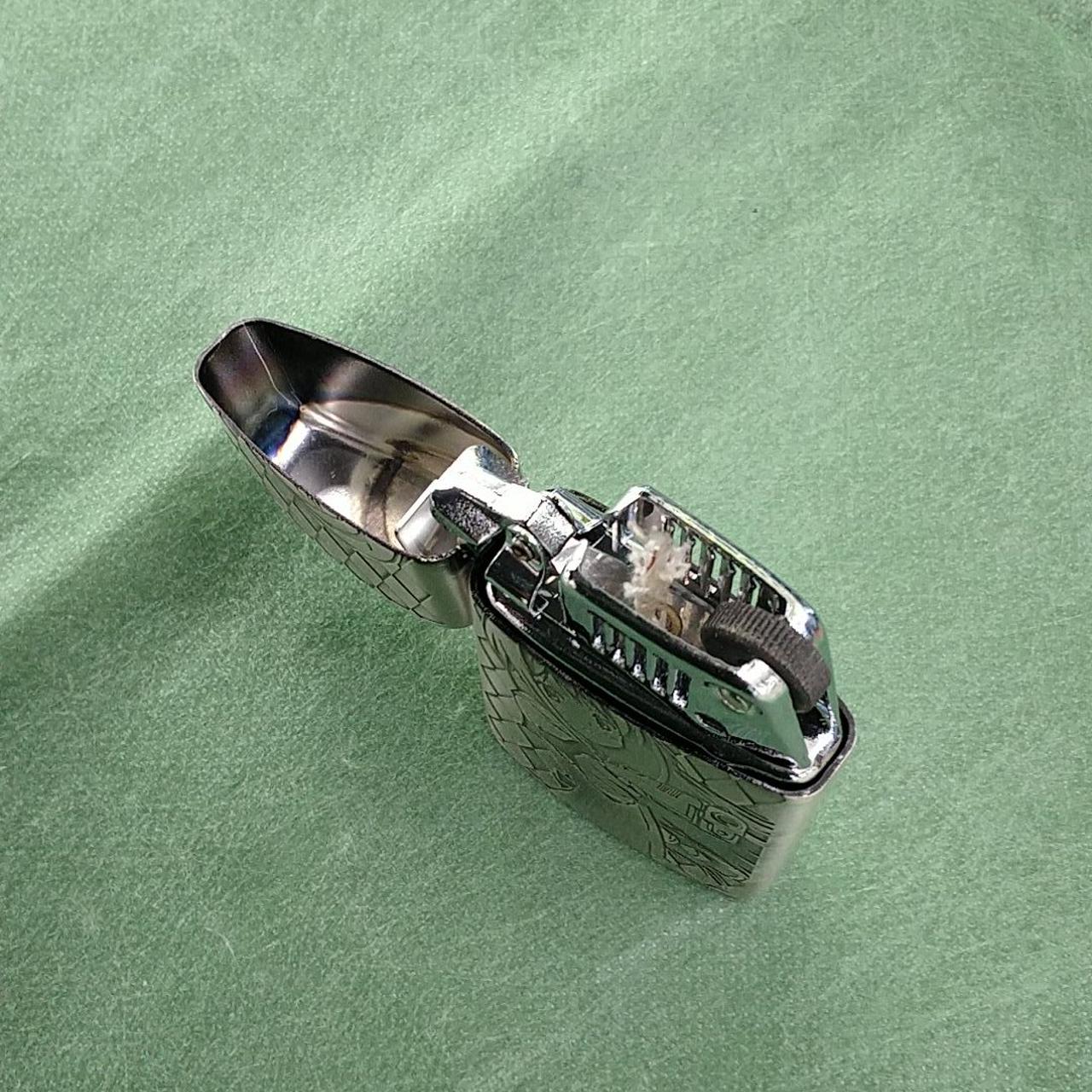 中身未使用品のようですが、内側変色あり