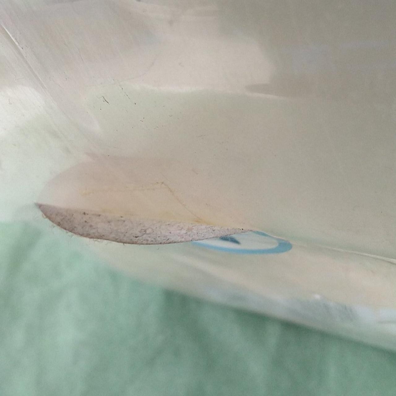 シール剥がれかけてます　汚れもあります