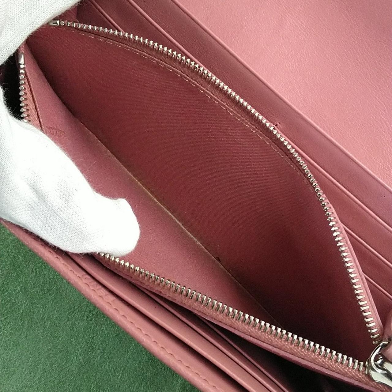 小銭入れ部分多少の汚れあり