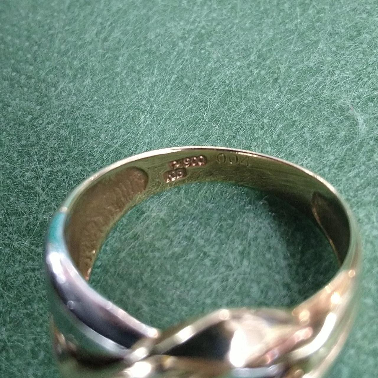 pt900　K18　0.04の刻印あり