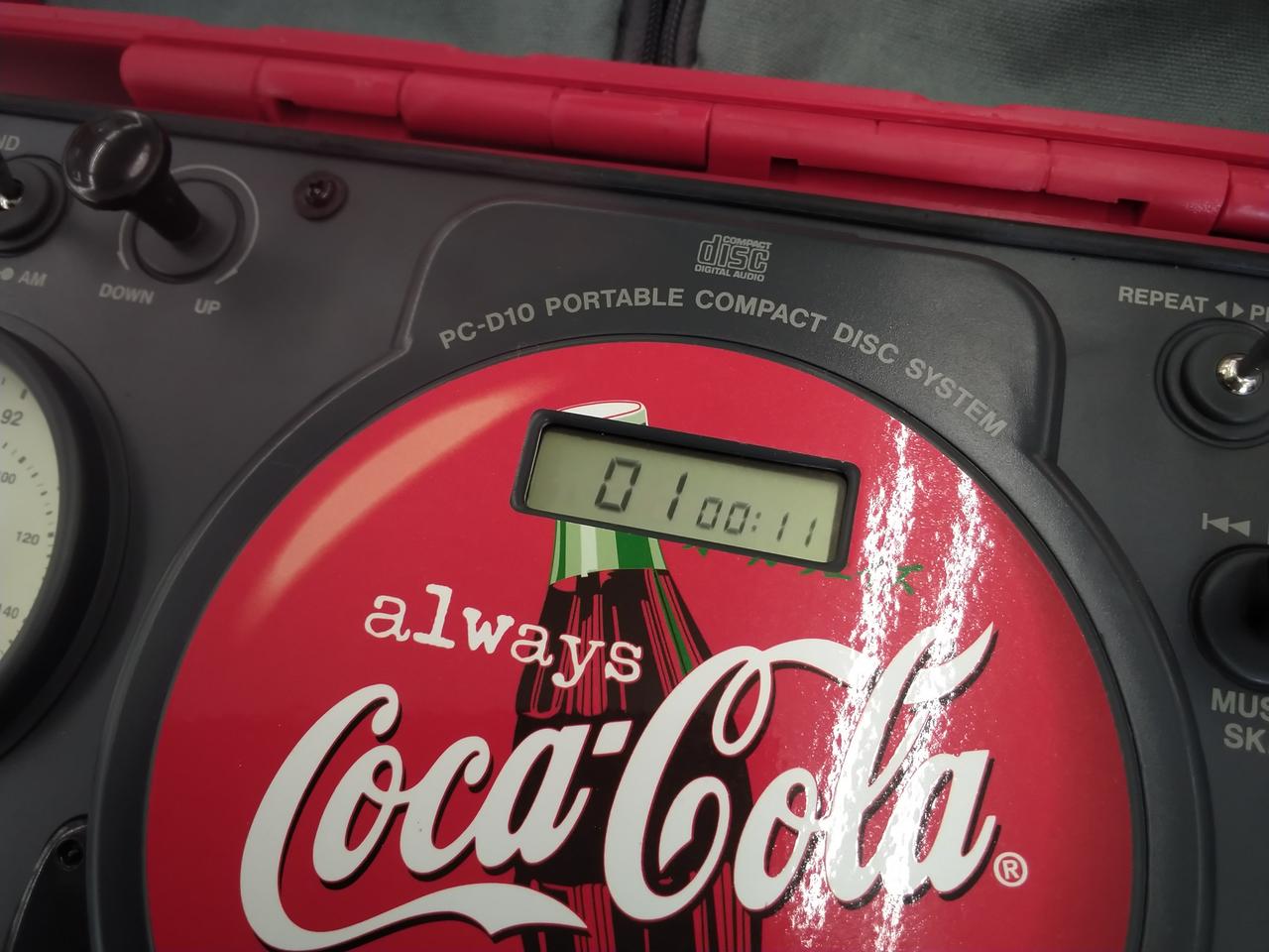 Coca-Cola コカコーラ　ポータブル　ラジカセ　アウトドア　　レア 2025年最新】コカコーラ CDラジカセの人気アイテム - メルカリ