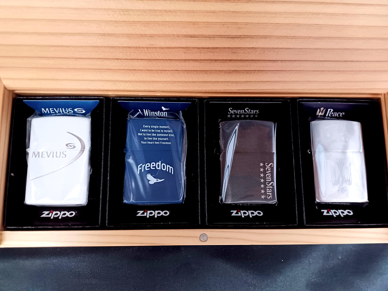 Zippo　ジッポーライター（未使用）　セブンスターノベルティ　箱付　匿名配送 Zippo ジッポーライター（未使用） セブンスターノベルティ 箱付