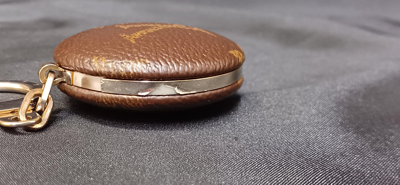 側面塗装ハガレあり。