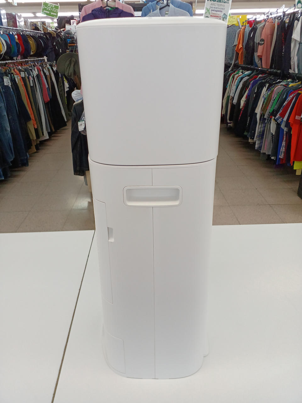 新品未開封　IRIS OHYAMA 除湿機 IRIS OHYAMA 除湿機 サーキュレーター付き衣類乾燥除湿機 湿気