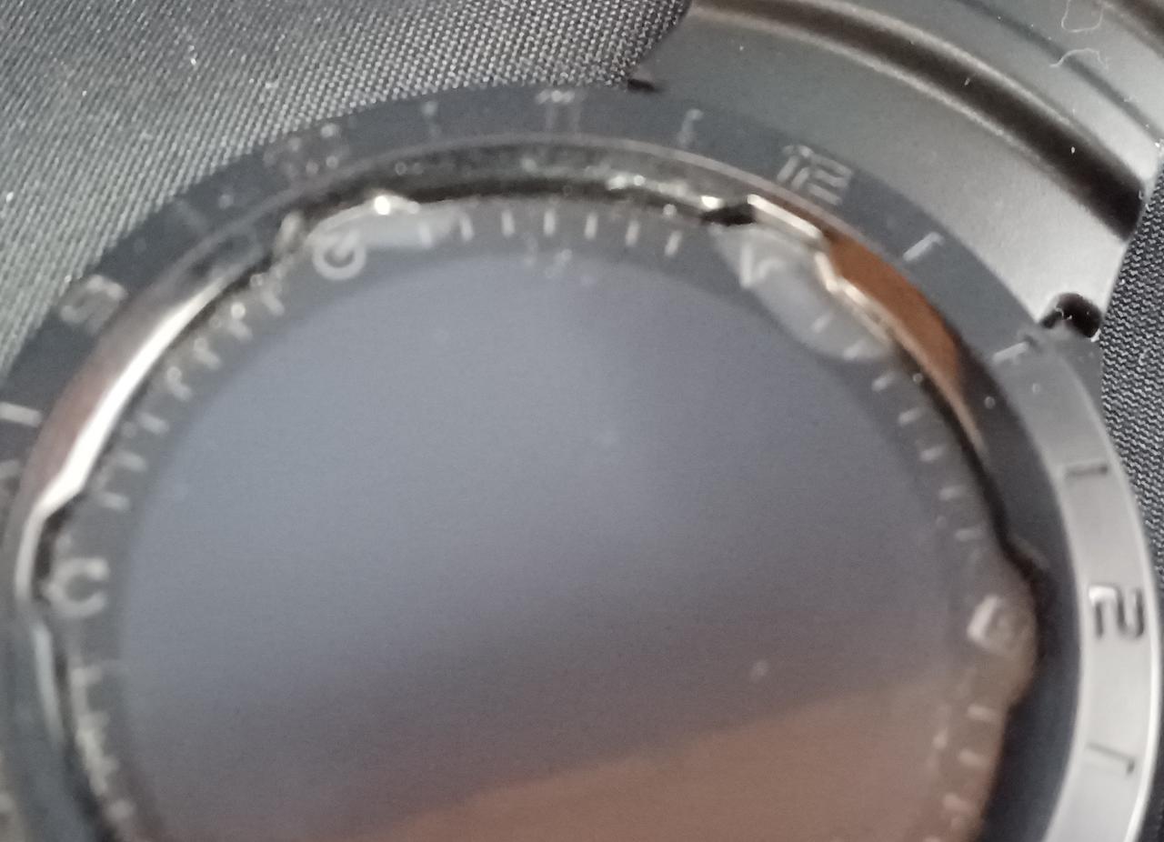 画面上部に気泡あり