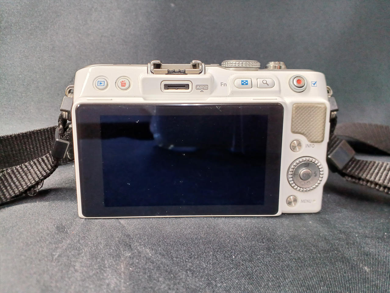 OLYMPUS|デジタルミラーレス一眼カメラ|HARDOFFオフモール（オフモ