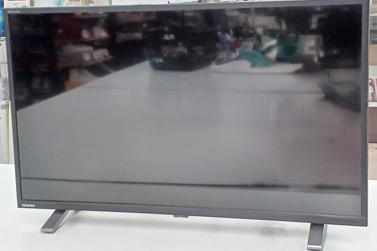 TOSHIBA(トウシバ）のLED液晶テレビ2015年製（32G10）です。【トレファク東大阪店】 画面が綺麗に映ります！】TOSHIBA 32インチ液晶テレビを買取致しました