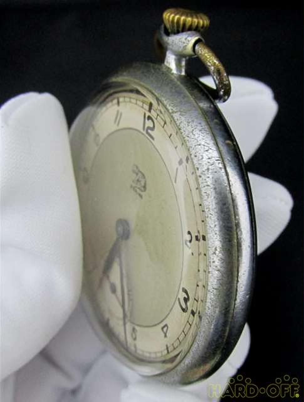 小さなキズやハガレがたくさんあります。