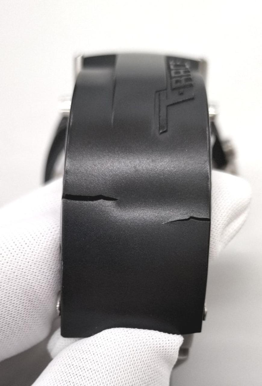 ベルトひび割れあり