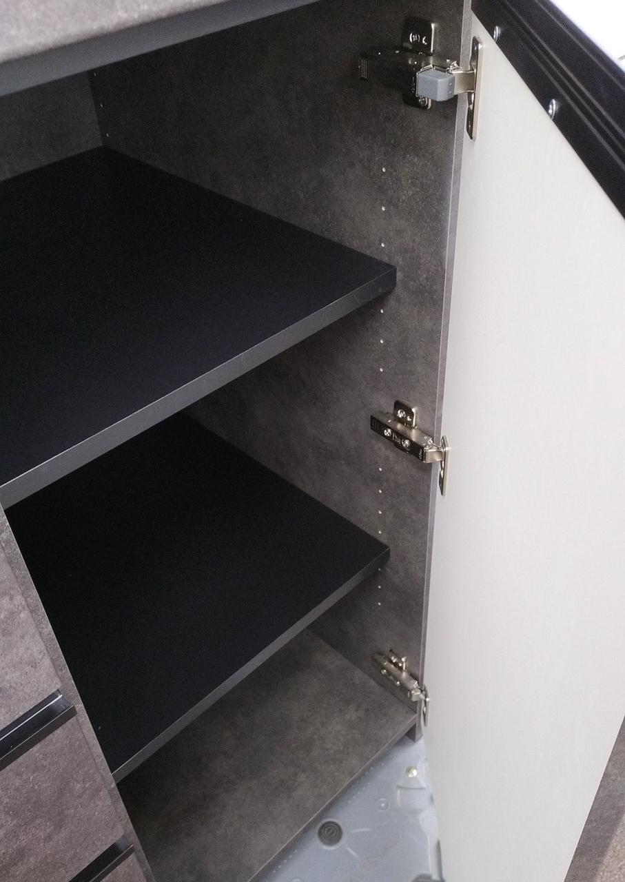 下部右の引き出しです