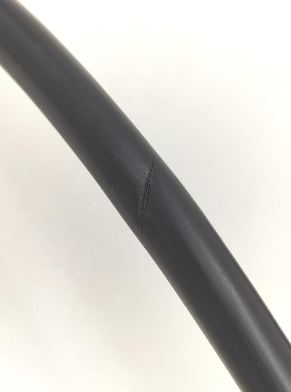 切りキズあり※内部までは切れてないです。