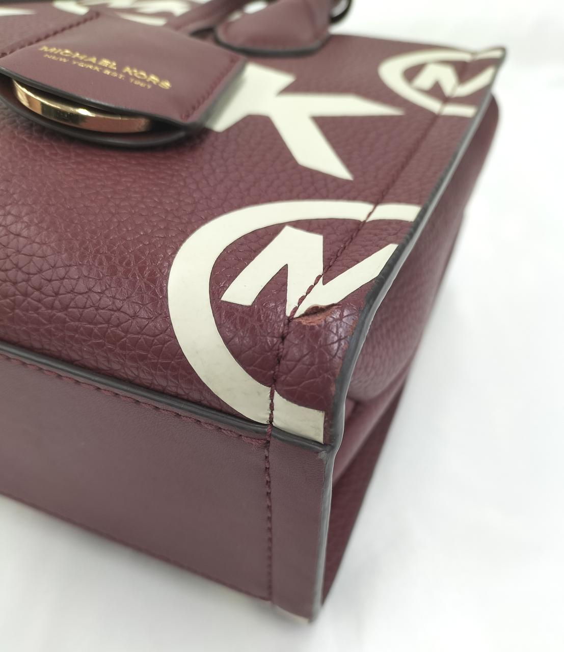 角ダメージあり