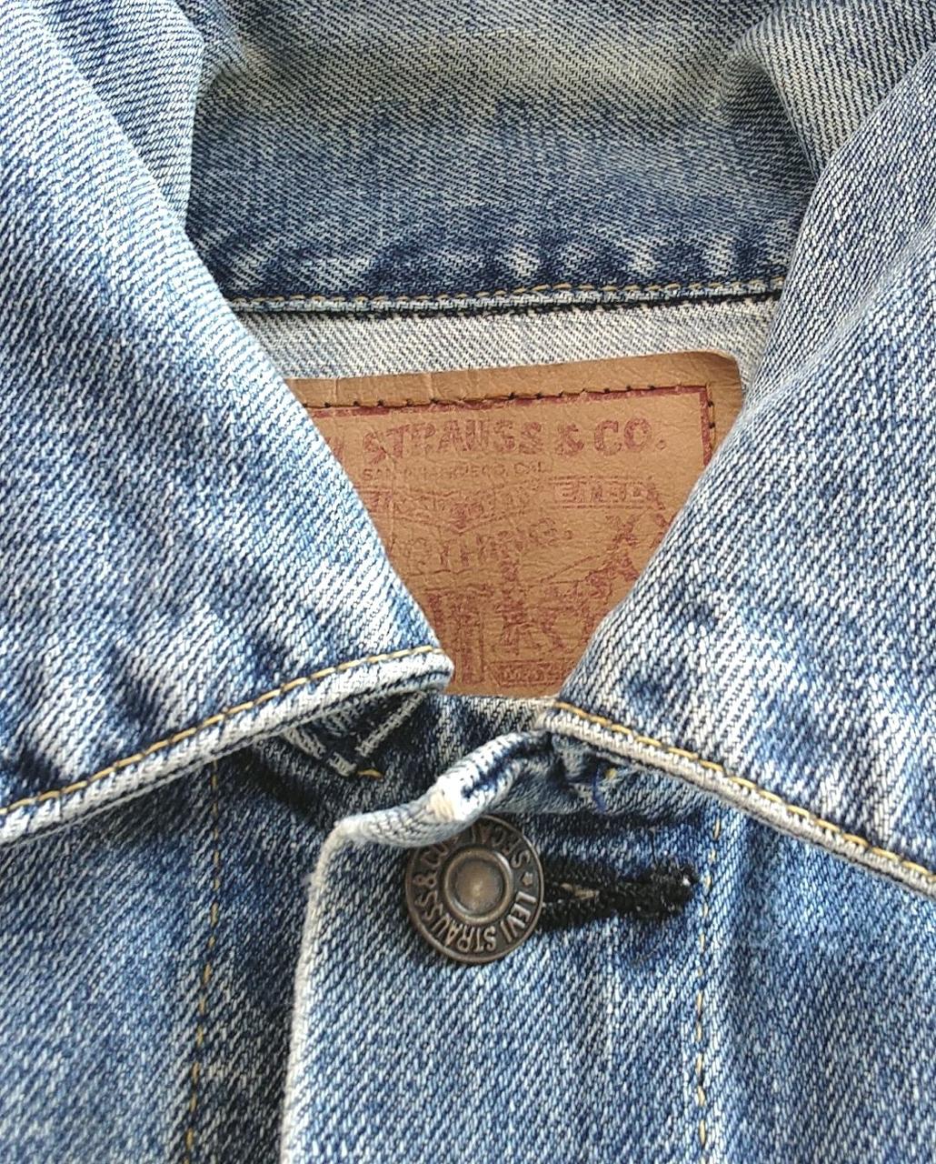 襟ノ折り返し色落ちあり