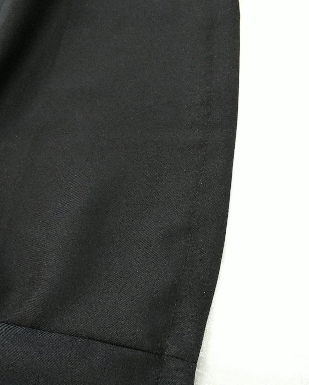 裾が少し擦ったような跡あり