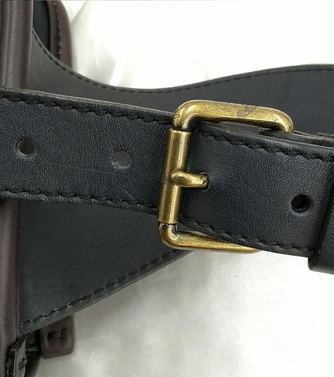 金具の変色が見られます