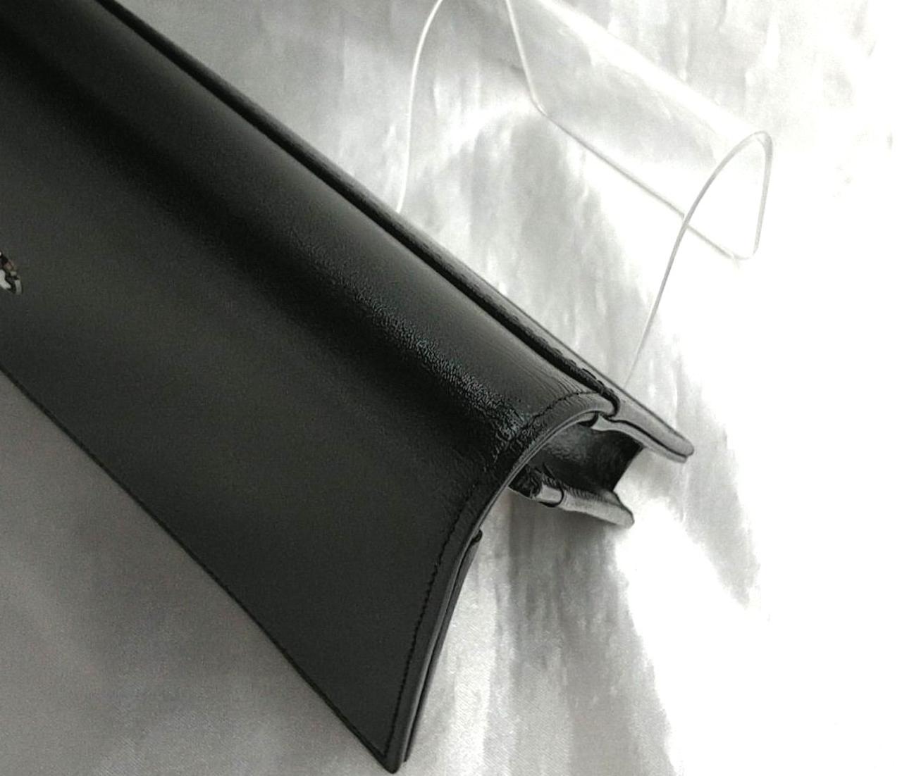 生地の浮きが少しあります