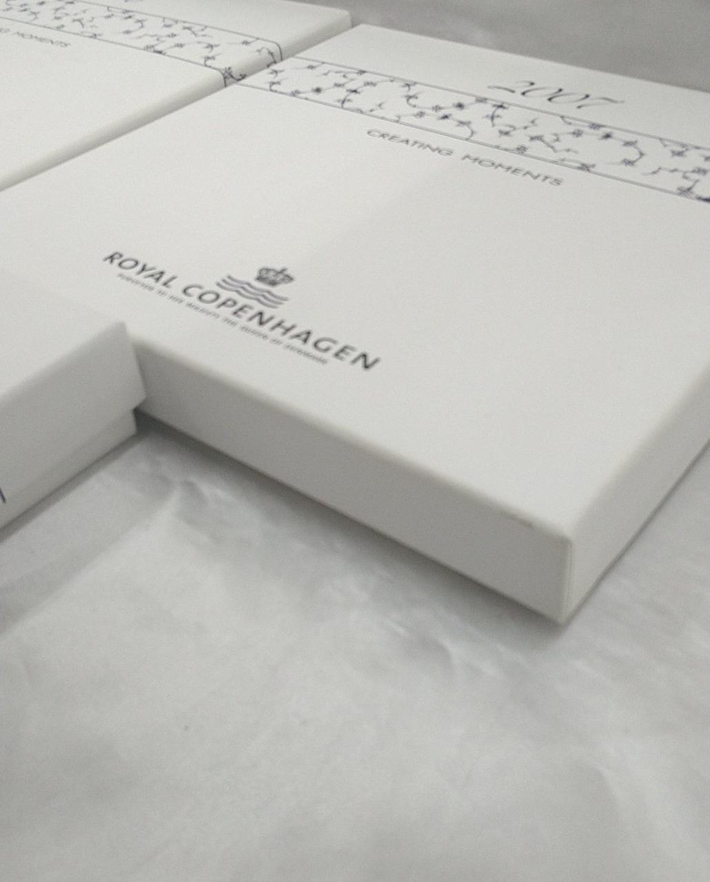 箱に変色等あり