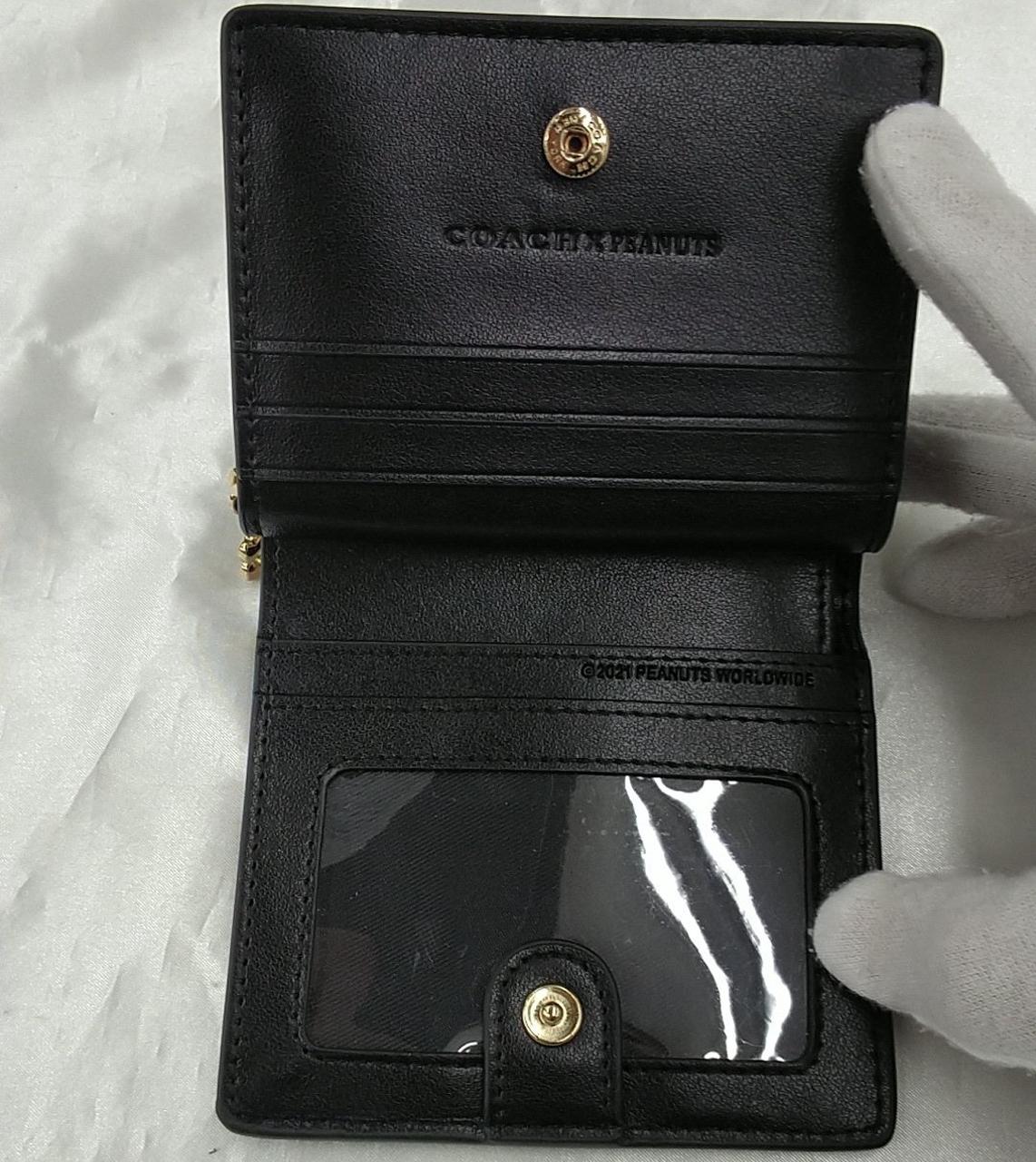 カード収納5カ所