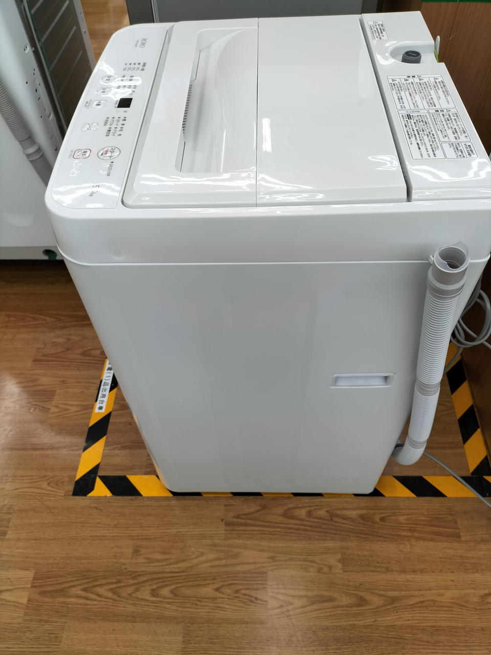 ♦ワールプールジャパン 全自動電気洗濯機【2024年製】YWM-T55LW ワールプールジャパン （ヤマダ電機） YWM-T55LW 2024年製 5.5kg