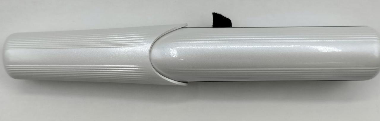 期間限定値下げ中！【美品】ReFa AE-AB2A ホワイトフィンガーアイロン ReFa リファ ビューテック フィンガーアイロン RE-AI02A