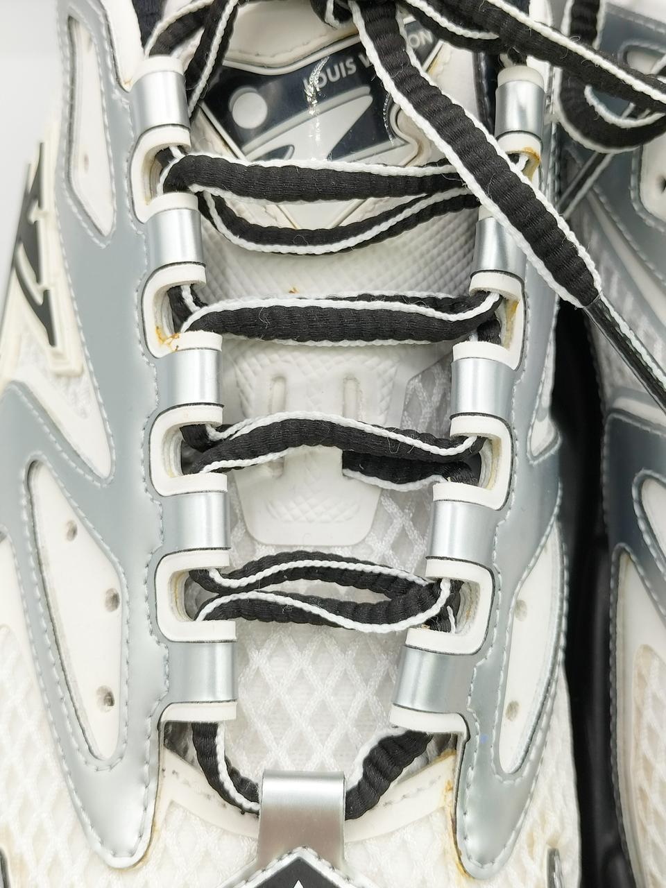 ルイヴィトン(LOUIS VUITTON)|タティック・ライン スニーカー|HARDOFF