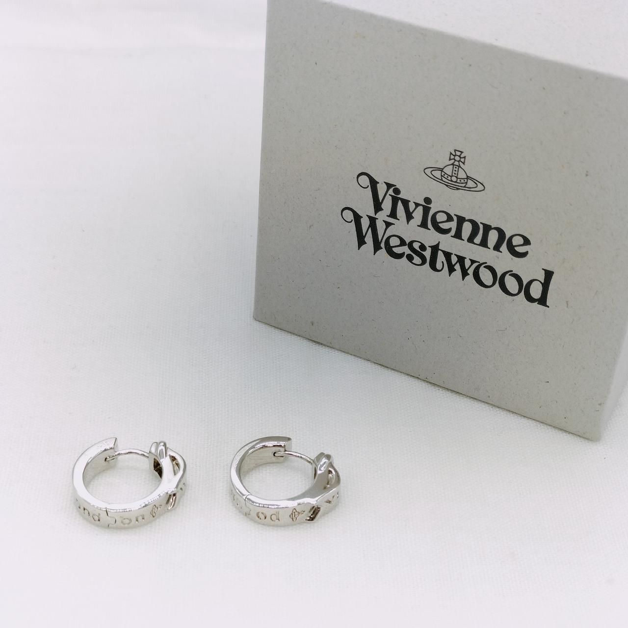 ヴィヴィアンウエストウッドピアス（片方）廃盤レア ヴィヴィアンウエストウッドピアス（片方）廃盤レア