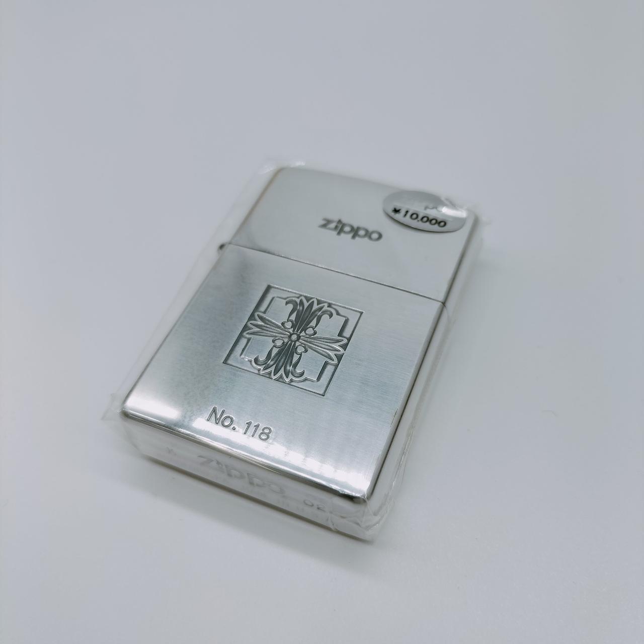 シリアルナンバー入り